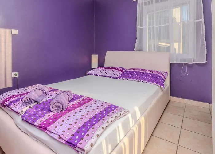 Mahnet 3 By Interhome Vir